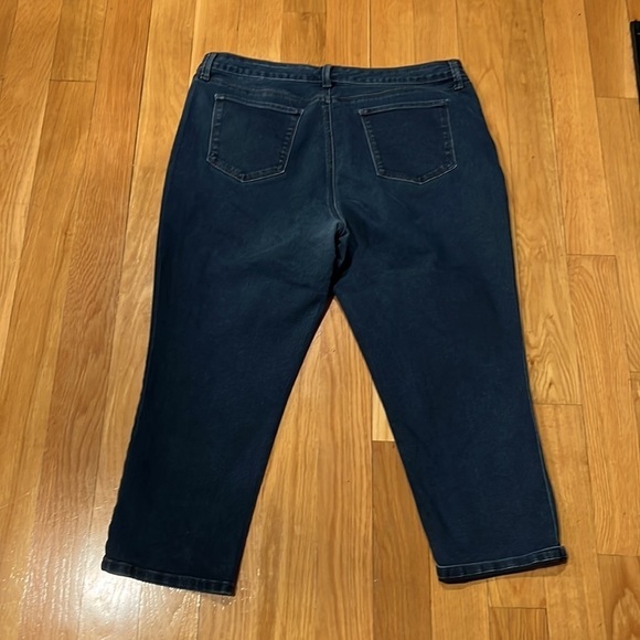 Style & co. Denim Capri size 16. - Picture 5 of 10